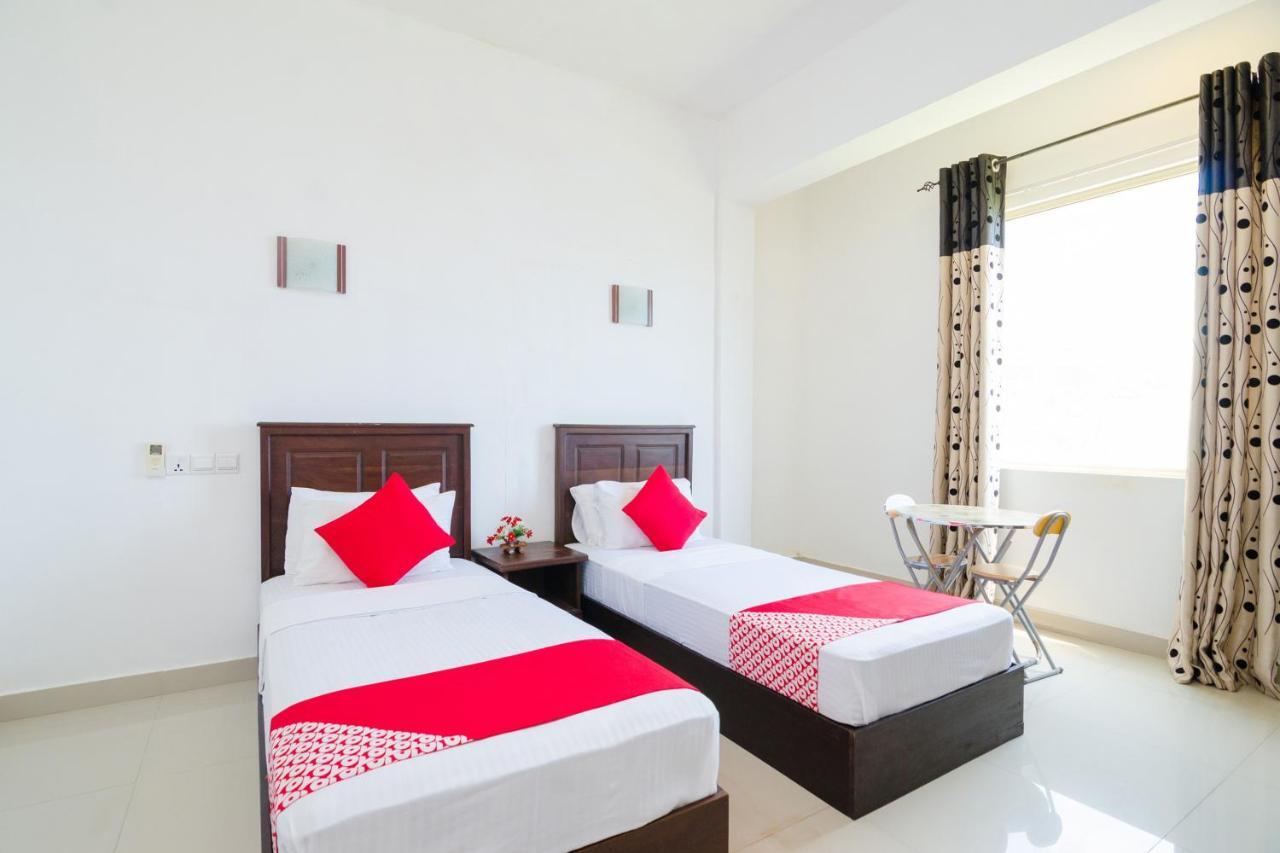 Coral Breeze Colombo Ξενοδοχείο Εξωτερικό φωτογραφία
