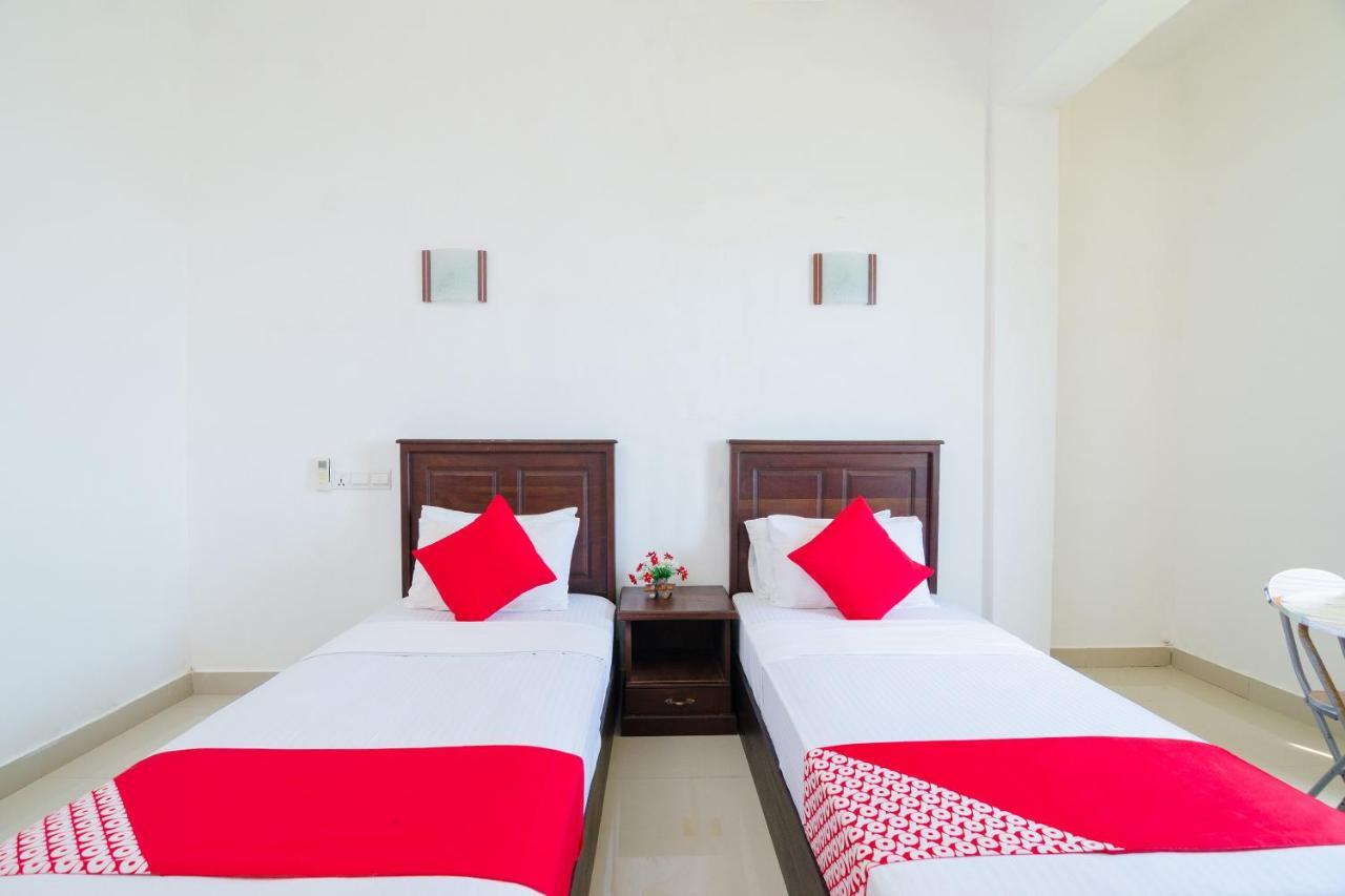 Coral Breeze Colombo Ξενοδοχείο Εξωτερικό φωτογραφία